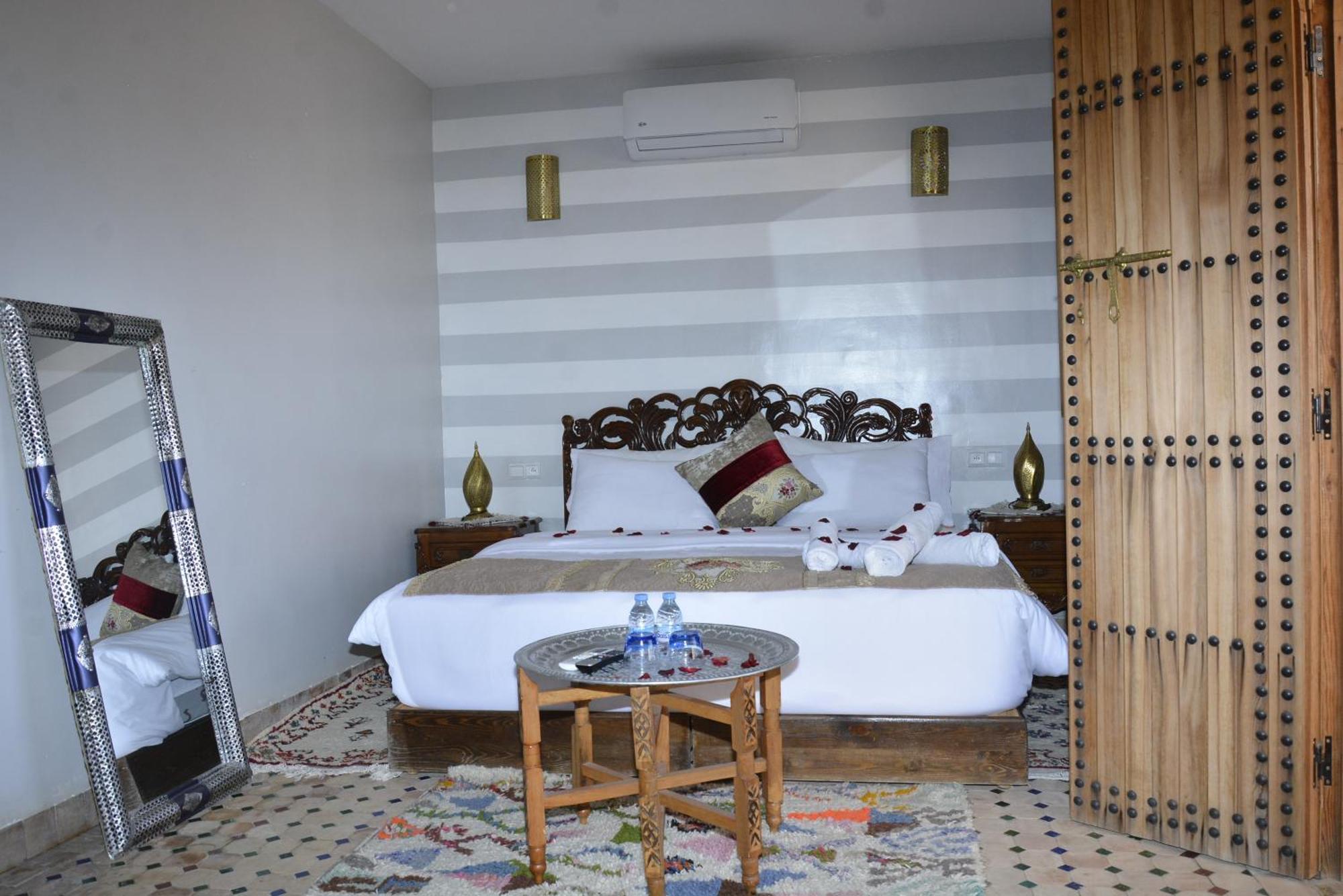 Riad SunShine Fez Bagian luar foto